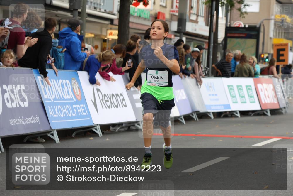 21.09.2025 - PSD Bank Halbmarathon Strokosch-Dieckow http://msf.ph/oto/8942223 21.09.2025 10:29:27 Ziel 132, 166, 233, 250, 301, 328, 381, 406, 434, 453 meine-sportfotos.de