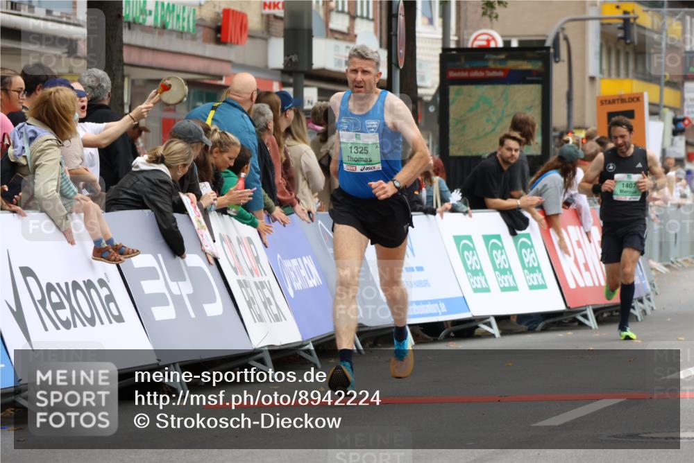 21.09.2025 - PSD Bank Halbmarathon Strokosch-Dieckow http://msf.ph/oto/8942224 21.09.2025 11:29:45 Ziel 1325, 1407 meine-sportfotos.de