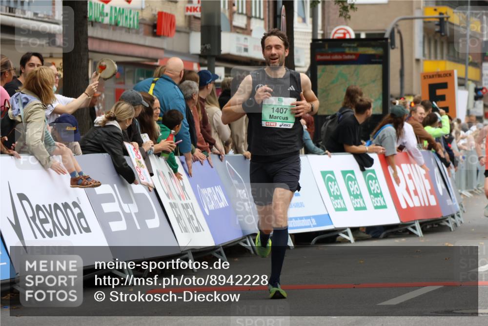 21.09.2025 - PSD Bank Halbmarathon Strokosch-Dieckow http://msf.ph/oto/8942228 21.09.2025 11:29:48 Ziel 1325, 1407, 1939, 2288 meine-sportfotos.de