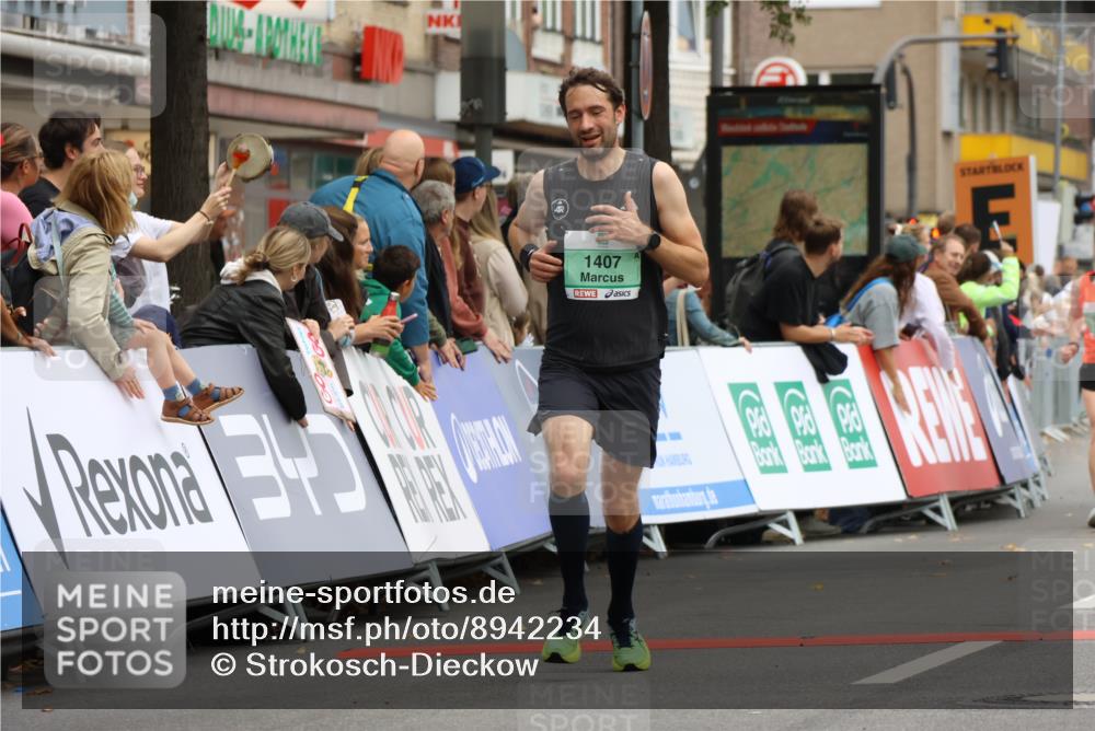 21.09.2025 - PSD Bank Halbmarathon Strokosch-Dieckow http://msf.ph/oto/8942234 21.09.2025 11:29:48 Ziel 1325, 1407, 1939, 2288 meine-sportfotos.de