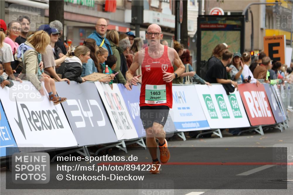 21.09.2025 - PSD Bank Halbmarathon Strokosch-Dieckow http://msf.ph/oto/8942257 21.09.2025 11:29:59 Ziel 1463, 1939, 2288 meine-sportfotos.de