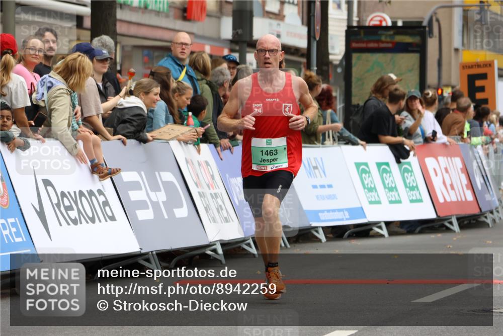 21.09.2025 - PSD Bank Halbmarathon Strokosch-Dieckow http://msf.ph/oto/8942259 21.09.2025 11:29:59 Ziel 1463, 1939, 2288 meine-sportfotos.de