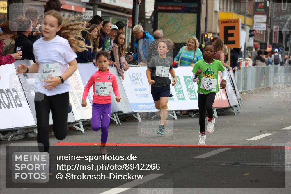 21.09.2025 - PSD Bank Halbmarathon Strokosch-Dieckow http://msf.ph/oto/8942266 21.09.2025 10:29:41 Ziel 103, 132, 201, 235, 271, 296, 300, 319, 328, 393, 453 meine-sportfotos.de