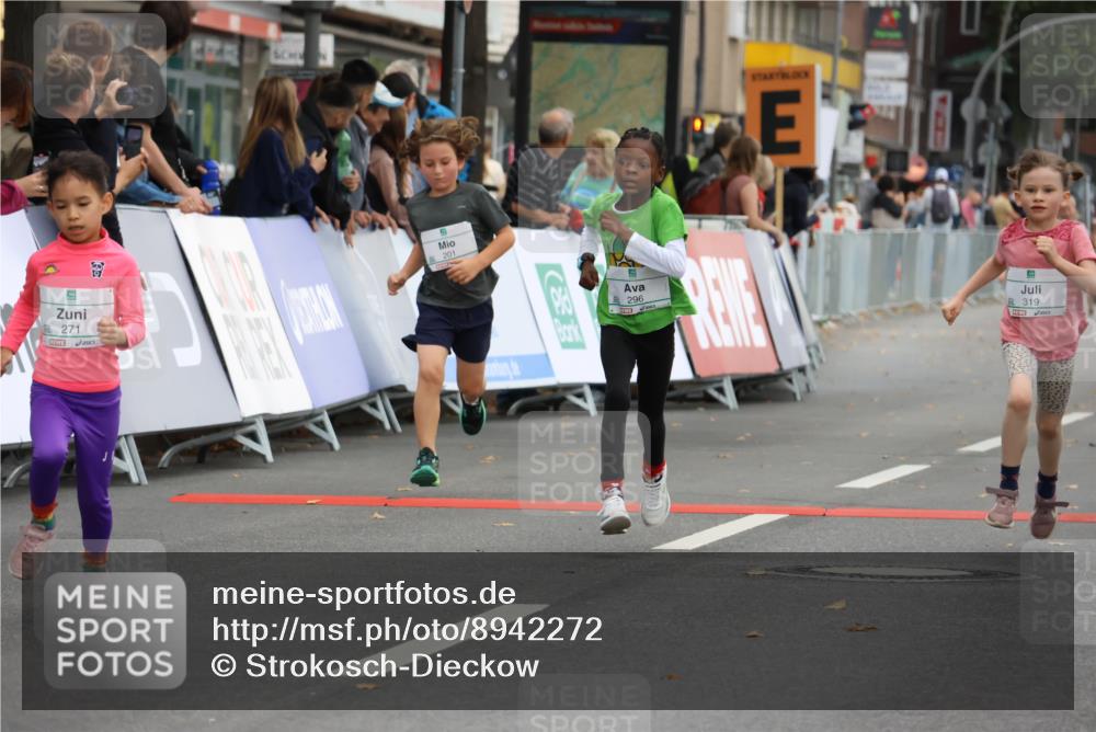 21.09.2025 - PSD Bank Halbmarathon Strokosch-Dieckow http://msf.ph/oto/8942272 21.09.2025 10:29:42 Ziel 103, 132, 201, 235, 271, 296, 300, 319, 328, 393 meine-sportfotos.de