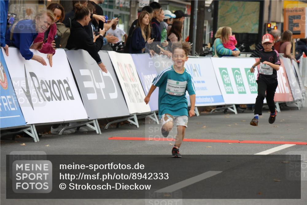 21.09.2025 - PSD Bank Halbmarathon Strokosch-Dieckow http://msf.ph/oto/8942333 21.09.2025 10:30:02 Ziel 140, 141, 145, 195, 231, 234, 245, 272, 276, 430, 438 meine-sportfotos.de