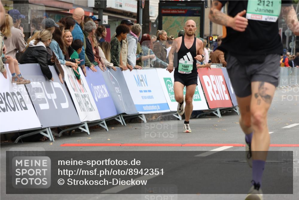 21.09.2025 - PSD Bank Halbmarathon Strokosch-Dieckow http://msf.ph/oto/8942351 21.09.2025 11:30:45 Ziel 1066, 1689, 1850, 2022, 2121 meine-sportfotos.de