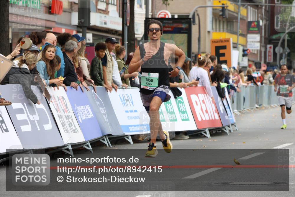 21.09.2025 - PSD Bank Halbmarathon Strokosch-Dieckow http://msf.ph/oto/8942415 21.09.2025 11:31:08 Ziel 1169, 1721, 1858, 1893, 1925 meine-sportfotos.de