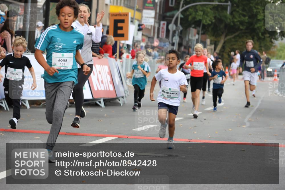 21.09.2025 - PSD Bank Halbmarathon Strokosch-Dieckow http://msf.ph/oto/8942428 21.09.2025 10:30:31 Ziel 116, 129, 151, 263, 320, 324, 344, 351, 370, 375, 405, 431, 456, 457 meine-sportfotos.de