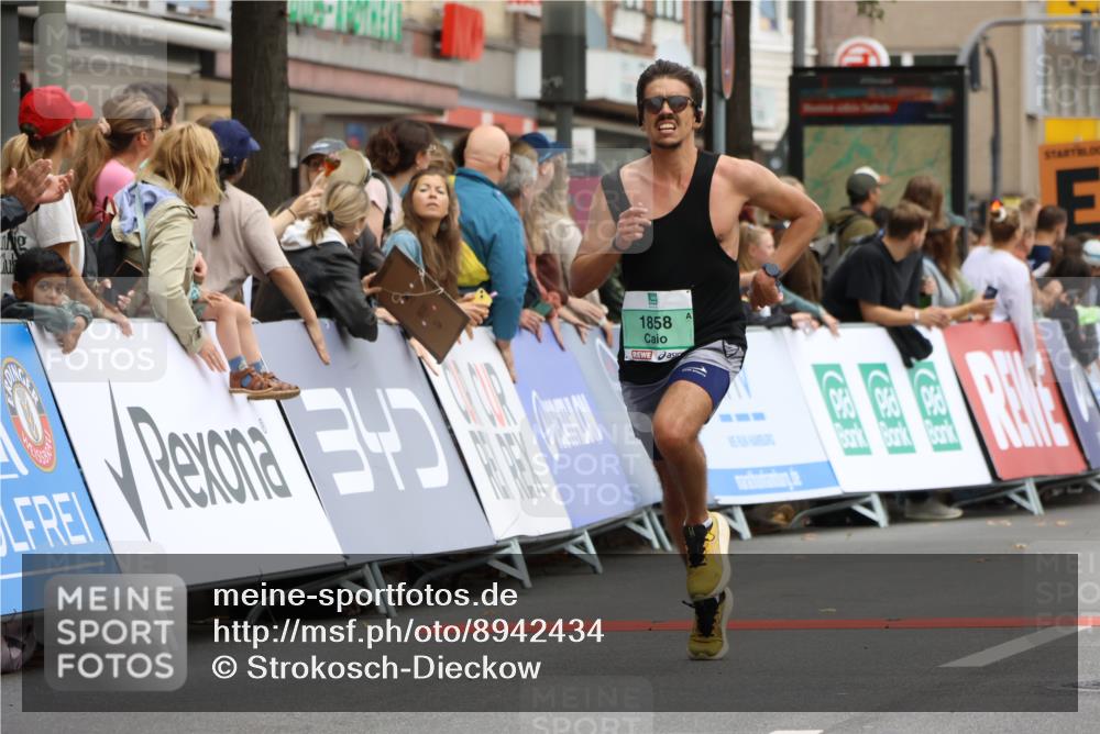 21.09.2025 - PSD Bank Halbmarathon Strokosch-Dieckow http://msf.ph/oto/8942434 21.09.2025 11:31:08 Ziel 1169, 1721, 1858, 1893, 1925 meine-sportfotos.de