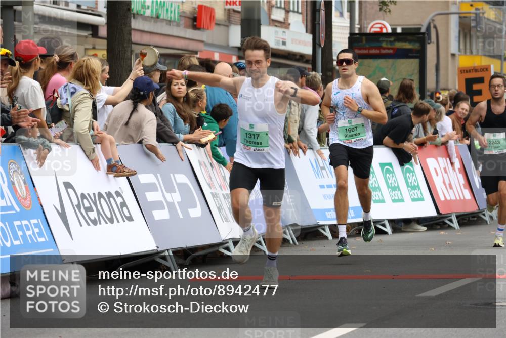 21.09.2025 - PSD Bank Halbmarathon Strokosch-Dieckow http://msf.ph/oto/8942477 21.09.2025 11:31:35 Ziel 1317, 1607, 2061, 2076, 2243 meine-sportfotos.de