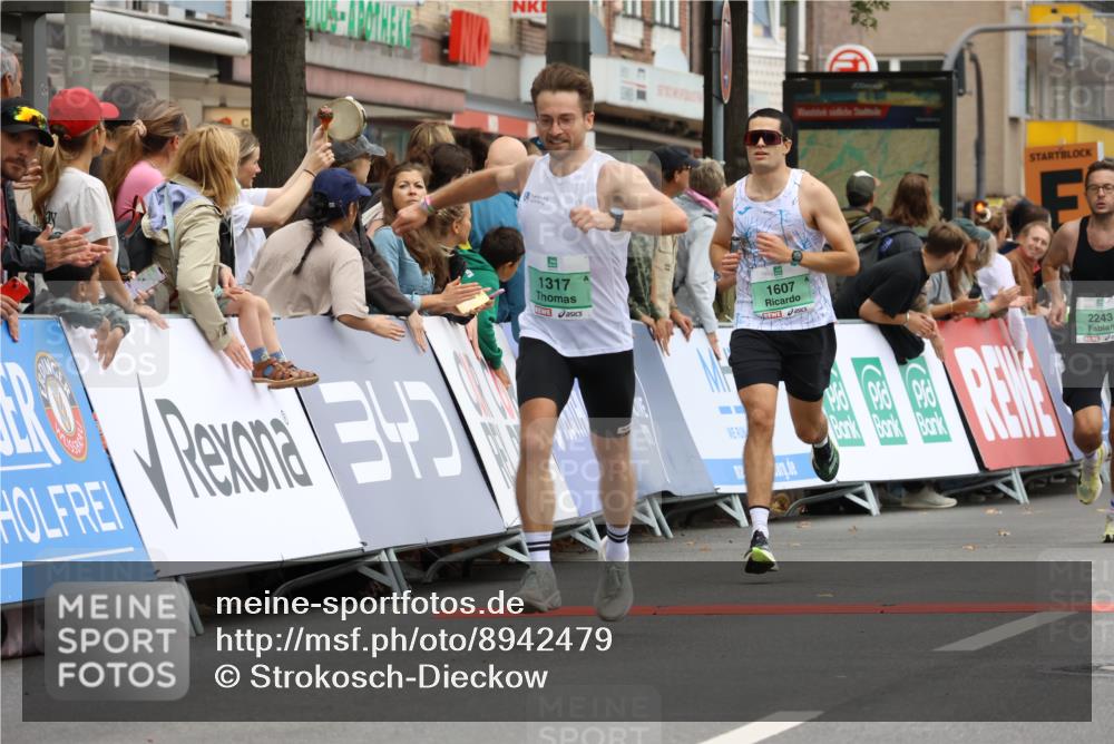 21.09.2025 - PSD Bank Halbmarathon Strokosch-Dieckow http://msf.ph/oto/8942479 21.09.2025 11:31:35 Ziel 1317, 1607, 2061, 2076, 2243 meine-sportfotos.de