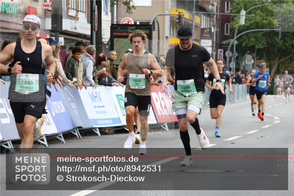21.09.2025 - PSD Bank Halbmarathon Strokosch-Dieckow http://msf.ph/oto/8942531 21.09.2025 11:31:49 Ziel 1052, 1167, 1174, 1326, 1852, 1888, 1890, 1972, 1991, 2025, 2044 meine-sportfotos.de