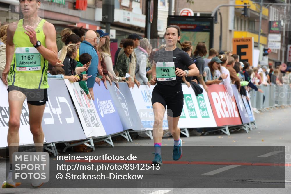 21.09.2025 - PSD Bank Halbmarathon Strokosch-Dieckow http://msf.ph/oto/8942543 21.09.2025 11:31:52 Ziel 1052, 1167, 1174, 1326, 1852, 1888, 1890, 1972, 1991, 2025, 2044, 2109 meine-sportfotos.de