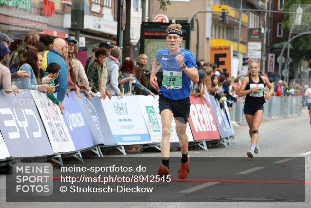 21.09.2025 - PSD Bank Halbmarathon Strokosch-Dieckow http://msf.ph/oto/8942545 21.09.2025 11:31:55 Ziel 1052, 1167, 1326, 1852, 1888, 1890, 2025, 2109 meine-sportfotos.de