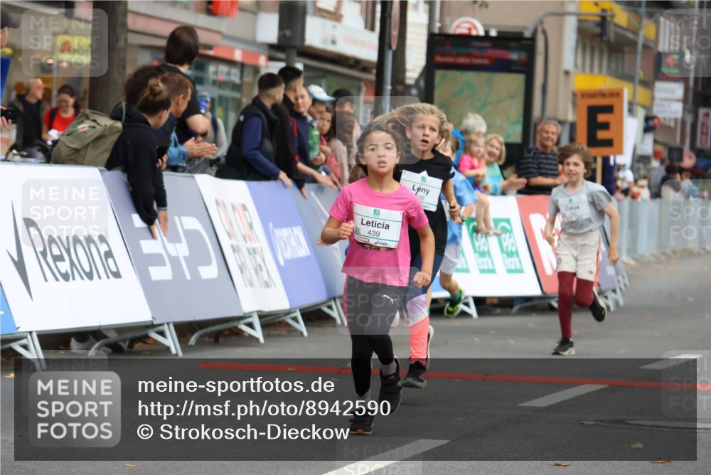 21.09.2025 - PSD Bank Halbmarathon Strokosch-Dieckow http://msf.ph/oto/8942590 21.09.2025 10:31:26 Ziel 147, 148, 287, 311, 326, 352, 376, 414, 439 meine-sportfotos.de