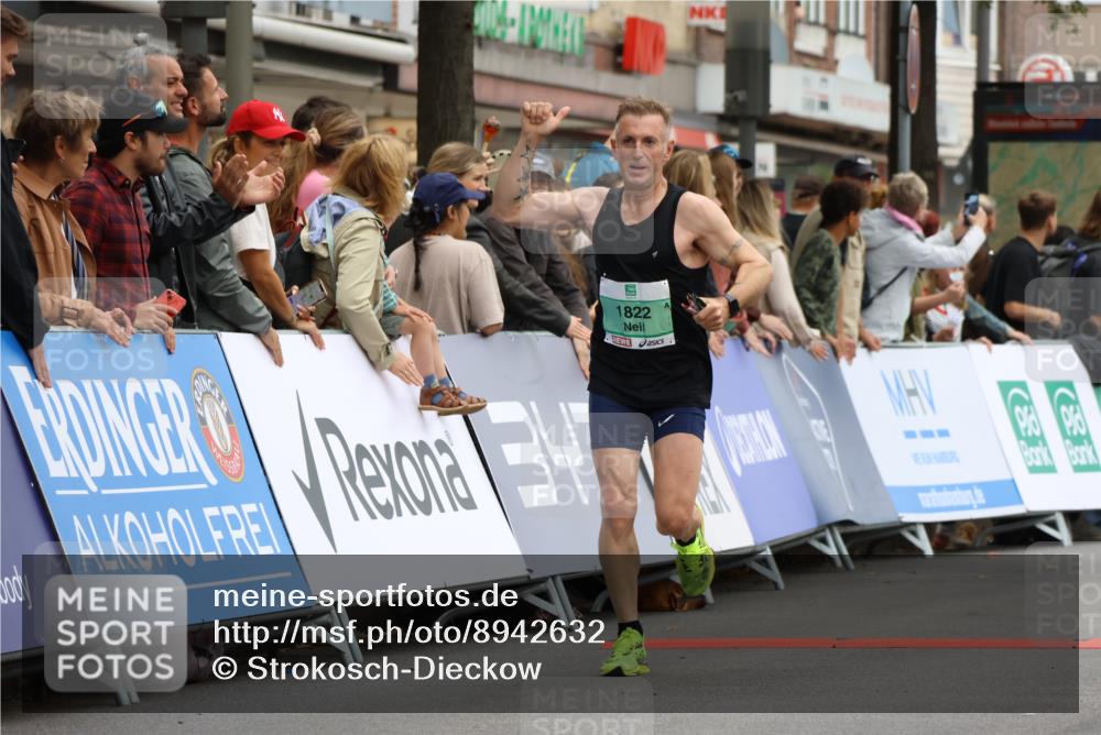21.09.2025 - PSD Bank Halbmarathon Strokosch-Dieckow http://msf.ph/oto/8942632 21.09.2025 11:32:51 Ziel 1787, 1805, 1822 meine-sportfotos.de