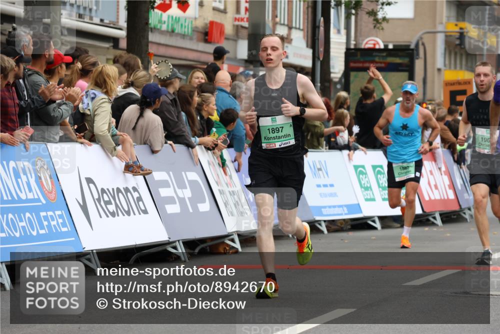 21.09.2025 - PSD Bank Halbmarathon Strokosch-Dieckow http://msf.ph/oto/8942670 21.09.2025 11:33:07 Ziel 1180, 1344, 1533, 1805, 1869, 1883, 1891, 1897, 1935, 1961 meine-sportfotos.de