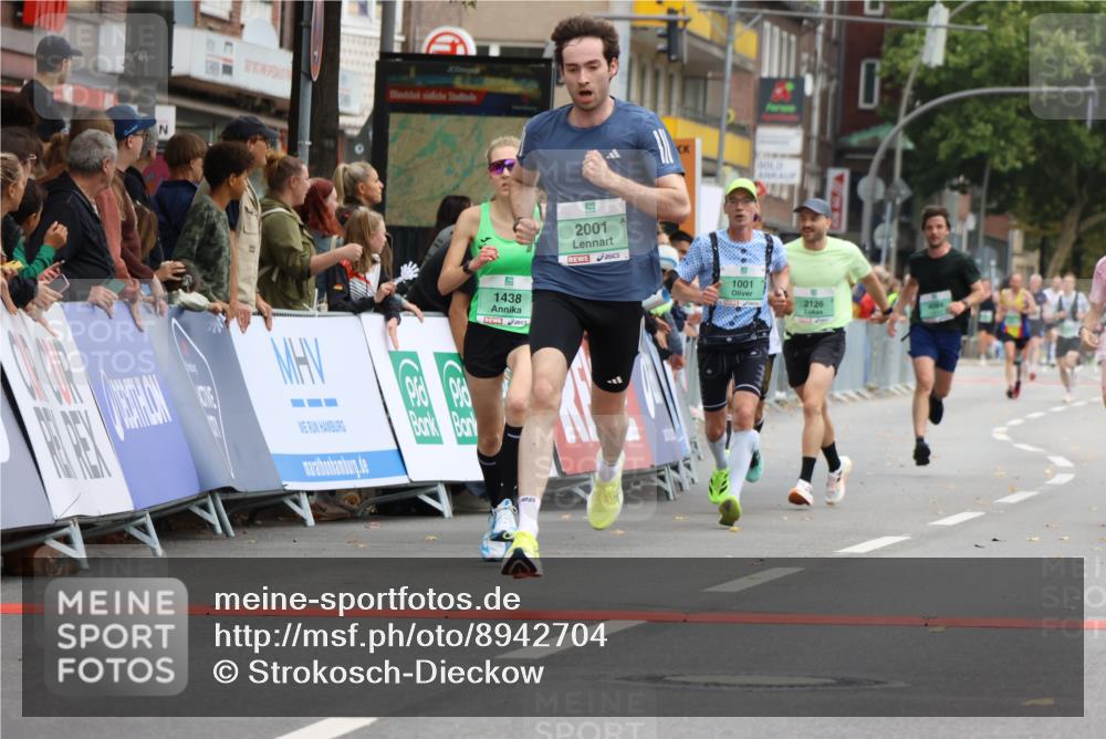 21.09.2025 - PSD Bank Halbmarathon Strokosch-Dieckow http://msf.ph/oto/8942704 21.09.2025 11:33:14 Ziel 1001, 1180, 1344, 1438, 1533, 1869, 1883, 1891, 1897, 1933, 1935, 1961, 2001, 2126, 4000, 4064 meine-sportfotos.de