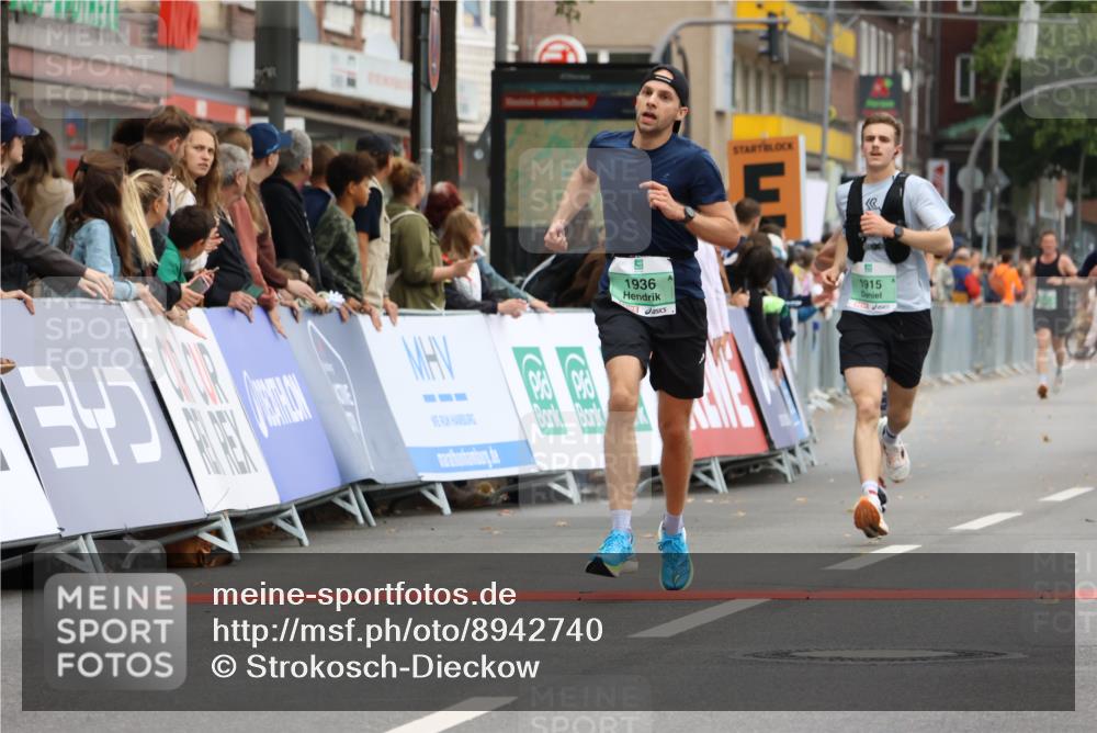 21.09.2025 - PSD Bank Halbmarathon Strokosch-Dieckow http://msf.ph/oto/8942740 21.09.2025 11:33:32 Ziel 1915, 1936, 1990 meine-sportfotos.de
