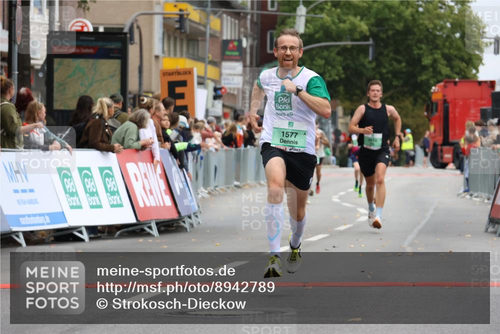 21.09.2025 - PSD Bank Halbmarathon Strokosch-Dieckow http://msf.ph/oto/8942789 21.09.2025 11:33:41 Ziel 1577, 1855, 1915, 1936, 1990, 2014, 2068 meine-sportfotos.de
