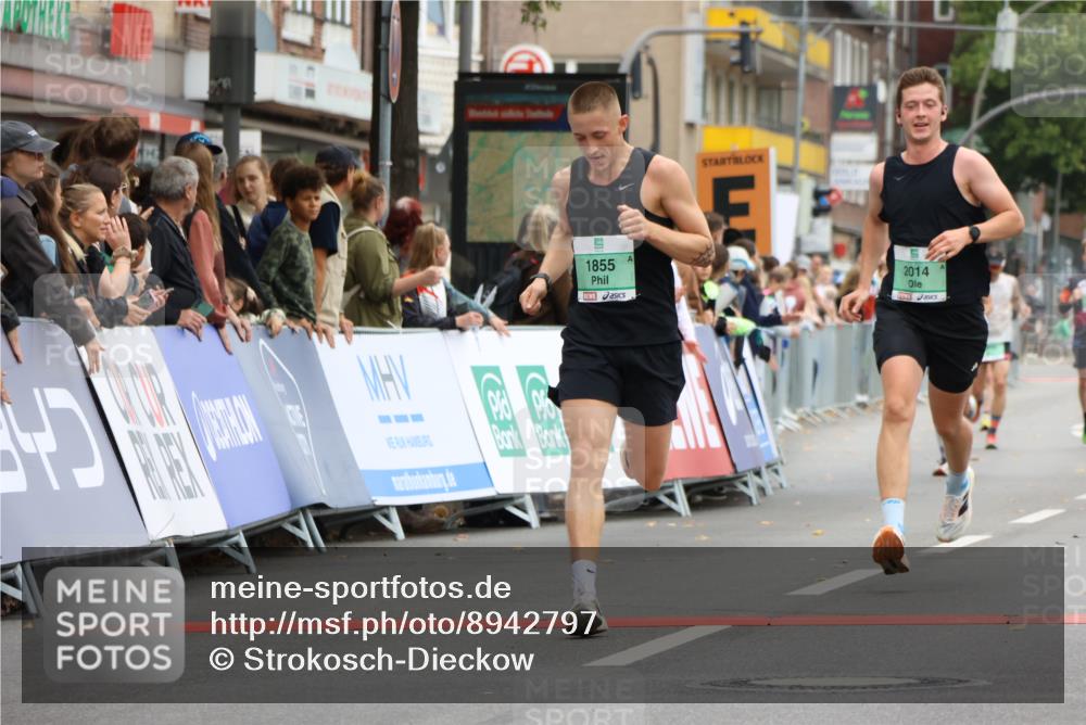 21.09.2025 - PSD Bank Halbmarathon Strokosch-Dieckow http://msf.ph/oto/8942797 21.09.2025 11:33:44 Ziel 1577, 1855, 1915, 1990, 2014, 2018, 2068 meine-sportfotos.de