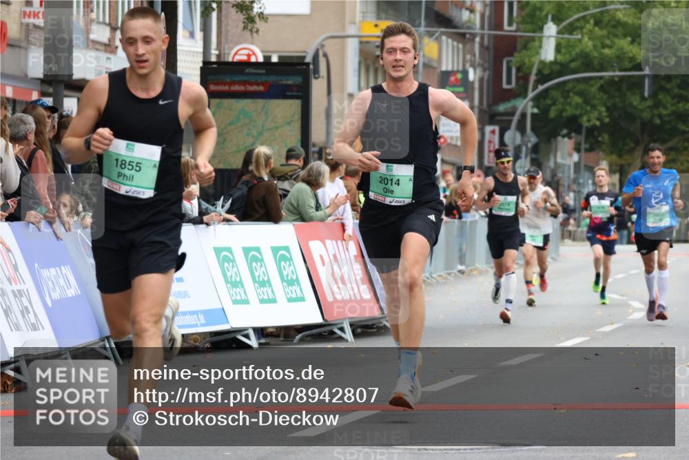 21.09.2025 - PSD Bank Halbmarathon Strokosch-Dieckow http://msf.ph/oto/8942807 21.09.2025 11:33:45 Ziel 1577, 1855, 1990, 2014, 2018, 2068, 3907 meine-sportfotos.de