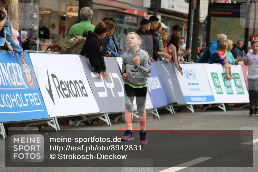 21.09.2025 - PSD Bank Halbmarathon Strokosch-Dieckow http://msf.ph/oto/8942831 21.09.2025 10:32:50 Ziel 156, 160, 291, 386, 394 meine-sportfotos.de