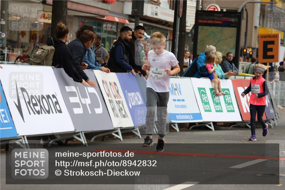 21.09.2025 - PSD Bank Halbmarathon Strokosch-Dieckow http://msf.ph/oto/8942832 21.09.2025 10:32:54 Ziel 156, 291, 386, 394, 410 meine-sportfotos.de