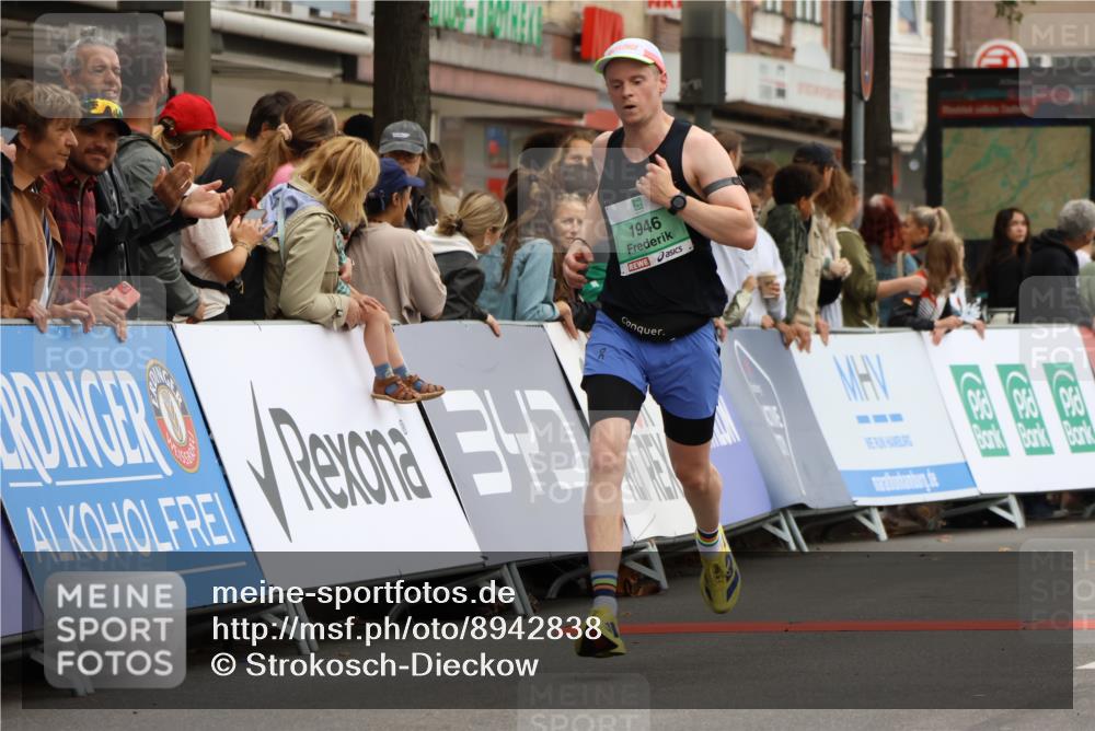 21.09.2025 - PSD Bank Halbmarathon Strokosch-Dieckow http://msf.ph/oto/8942838 21.09.2025 11:33:58 Ziel 1946, 1979, 2018, 2082, 3907 meine-sportfotos.de