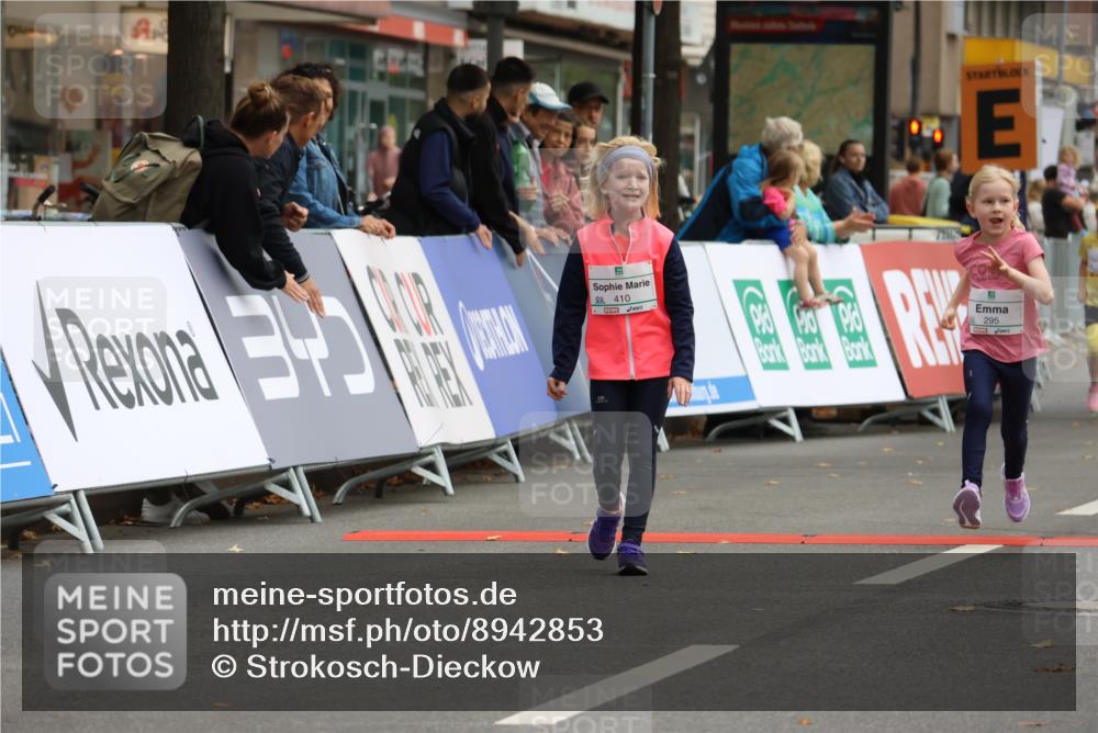 21.09.2025 - PSD Bank Halbmarathon Strokosch-Dieckow http://msf.ph/oto/8942853 21.09.2025 10:33:01 Ziel 156, 295, 386, 410 meine-sportfotos.de
