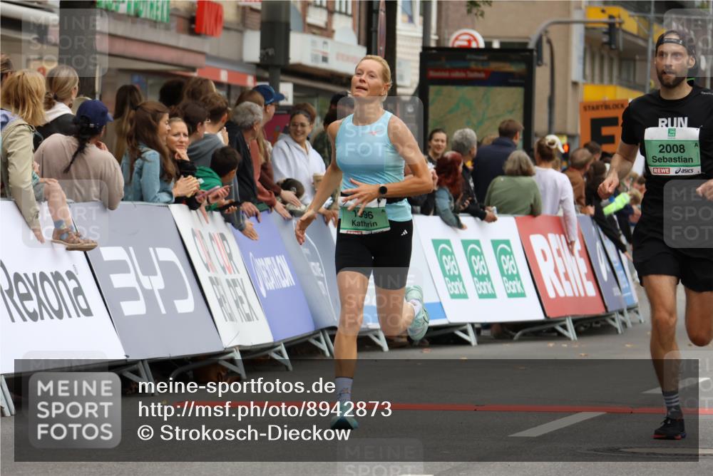 21.09.2025 - PSD Bank Halbmarathon Strokosch-Dieckow http://msf.ph/oto/8942873 21.09.2025 11:34:26 Ziel 1628, 1996, 2008 meine-sportfotos.de