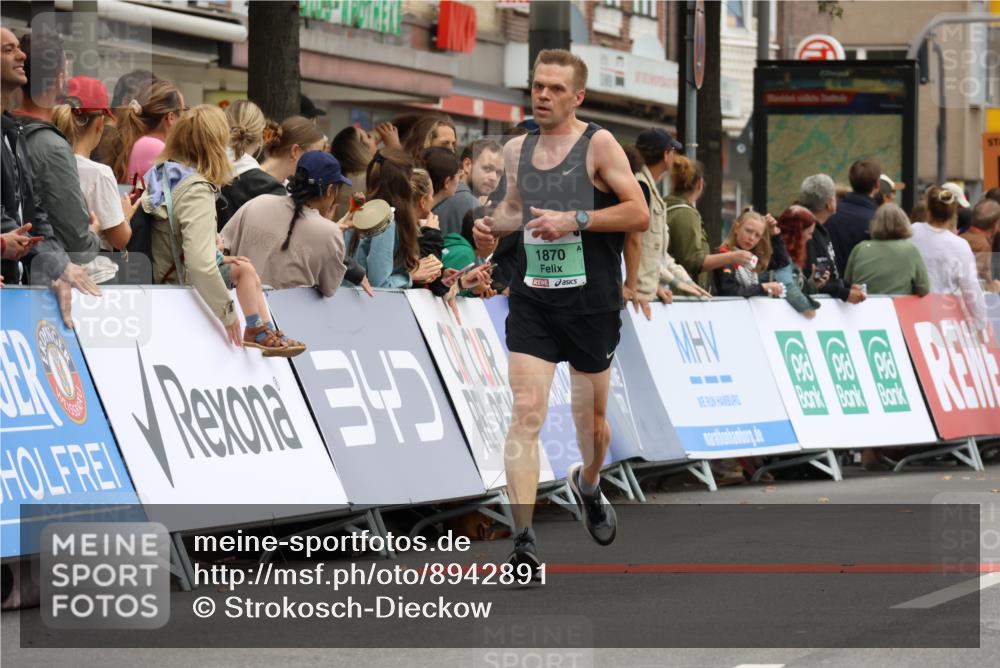 21.09.2025 - PSD Bank Halbmarathon Strokosch-Dieckow http://msf.ph/oto/8942891 21.09.2025 11:34:34 Ziel 1870, 1996, 2008 meine-sportfotos.de