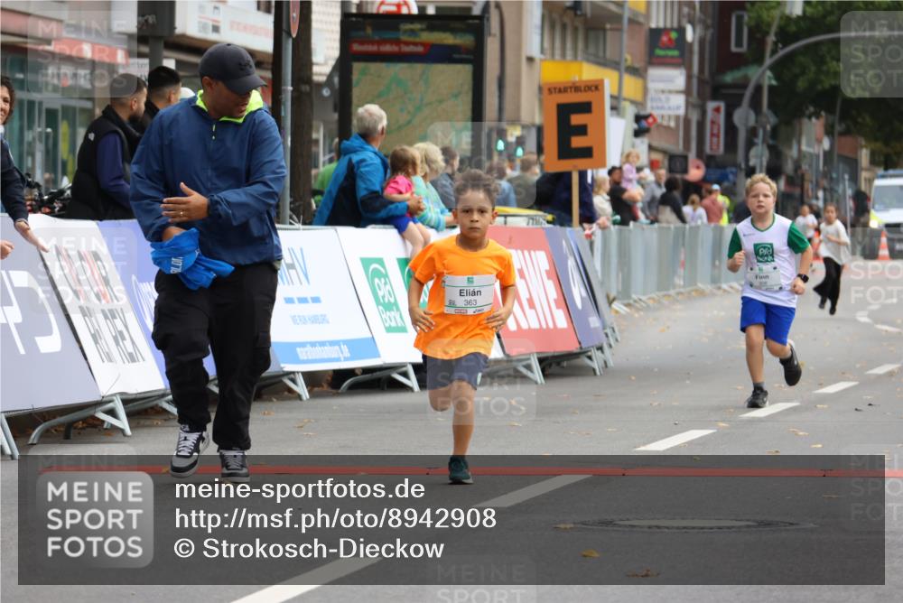 21.09.2025 - PSD Bank Halbmarathon Strokosch-Dieckow http://msf.ph/oto/8942908 21.09.2025 10:33:35 Ziel 308, 363 meine-sportfotos.de
