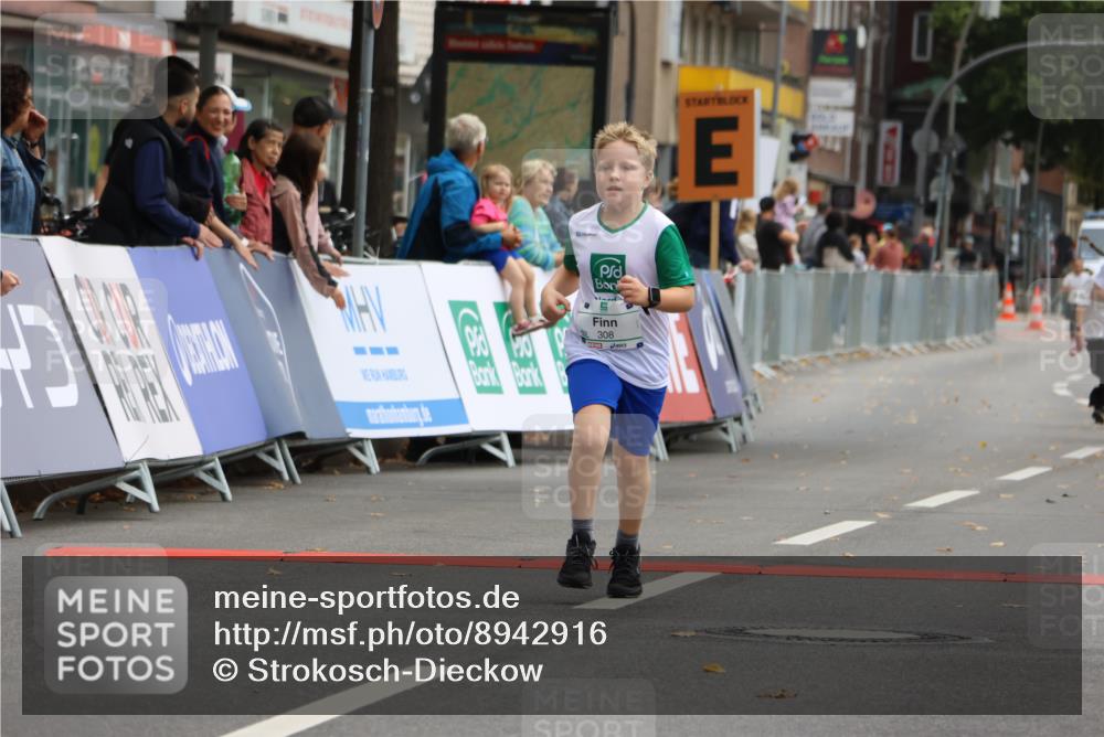 21.09.2025 - PSD Bank Halbmarathon Strokosch-Dieckow http://msf.ph/oto/8942916 21.09.2025 10:33:39 Ziel 308, 363 meine-sportfotos.de