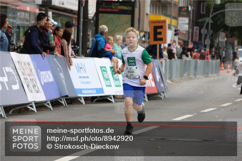 21.09.2025 - PSD Bank Halbmarathon Strokosch-Dieckow http://msf.ph/oto/8942920 21.09.2025 10:33:39 Ziel 308, 363 meine-sportfotos.de