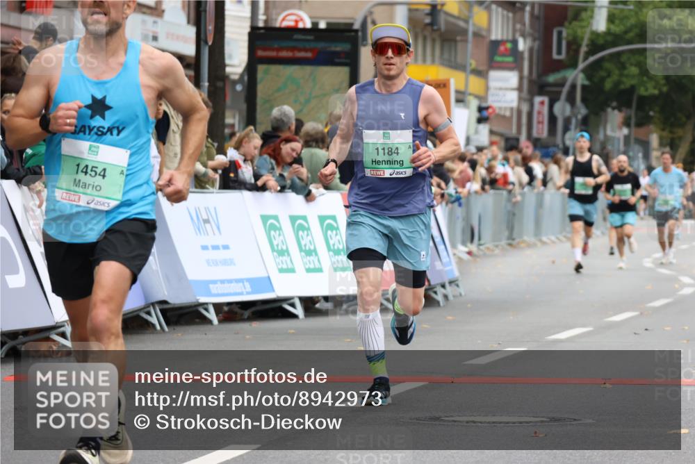 21.09.2025 - PSD Bank Halbmarathon Strokosch-Dieckow http://msf.ph/oto/8942973 21.09.2025 11:35:22 Ziel 1184, 1454, 1980, 1988, 2034 meine-sportfotos.de