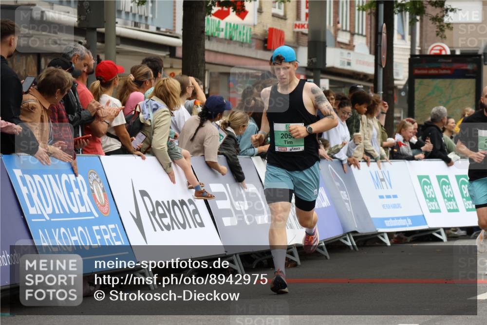 21.09.2025 - PSD Bank Halbmarathon Strokosch-Dieckow http://msf.ph/oto/8942975 21.09.2025 11:35:32 Ziel 1184, 1330, 1705, 2000, 2050 meine-sportfotos.de