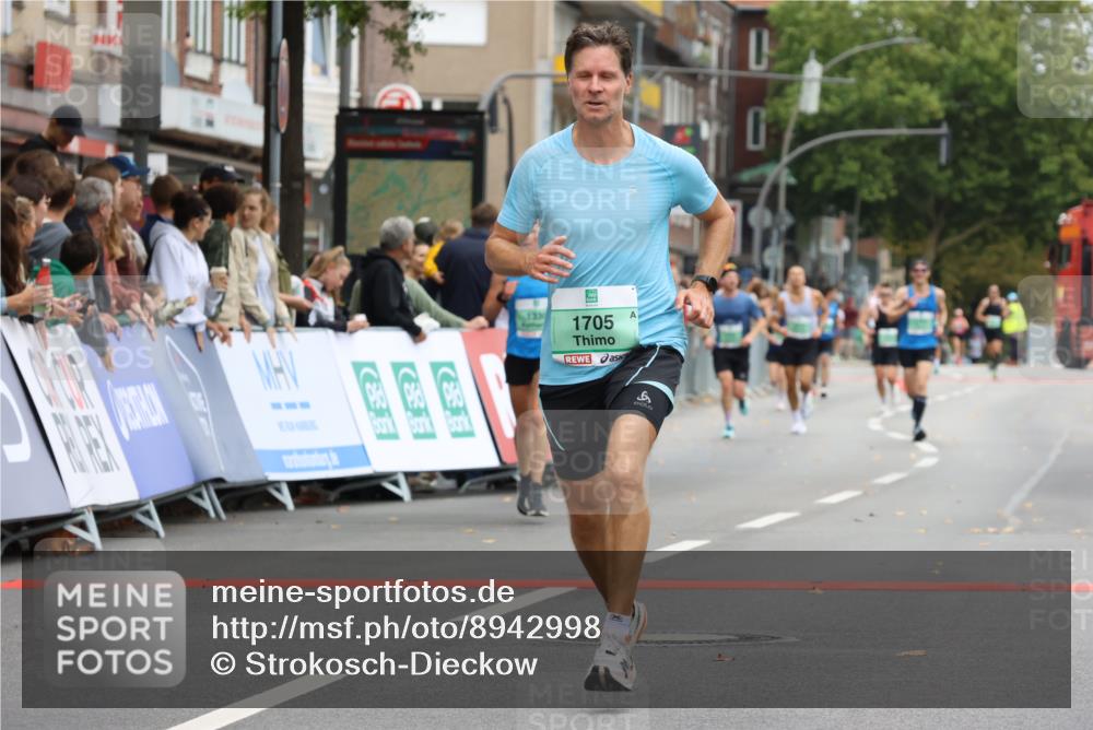 21.09.2025 - PSD Bank Halbmarathon Strokosch-Dieckow http://msf.ph/oto/8942998 21.09.2025 11:35:34 Ziel 1330, 1705, 2000, 2050 meine-sportfotos.de