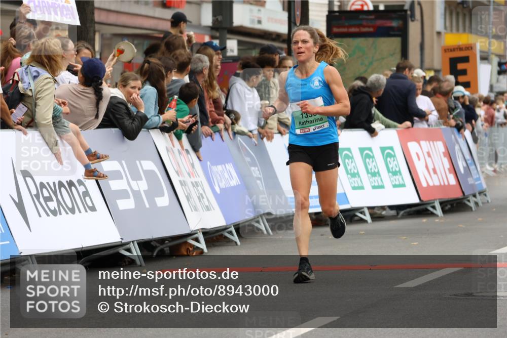 21.09.2025 - PSD Bank Halbmarathon Strokosch-Dieckow http://msf.ph/oto/8943000 21.09.2025 11:35:38 Ziel 1330, 1705, 1973, 1976, 2000, 2050 meine-sportfotos.de