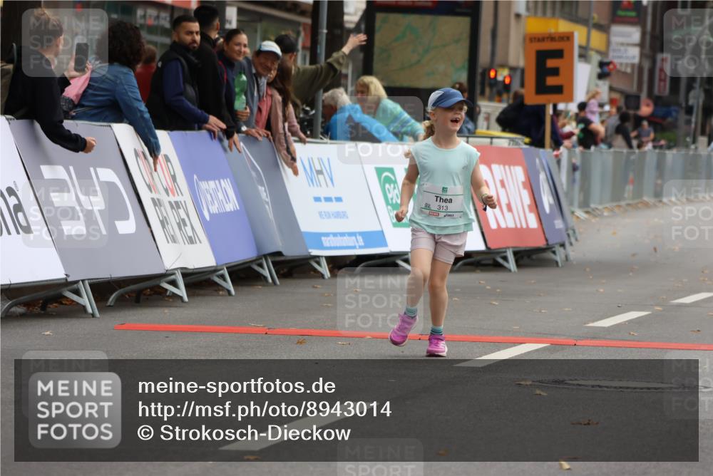 21.09.2025 - PSD Bank Halbmarathon Strokosch-Dieckow http://msf.ph/oto/8943014 21.09.2025 10:34:29 Ziel 180, 188, 313 meine-sportfotos.de