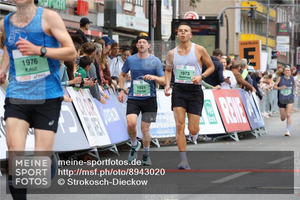 21.09.2025 - PSD Bank Halbmarathon Strokosch-Dieckow http://msf.ph/oto/8943020 21.09.2025 11:35:44 Ziel 1330, 1921, 1922, 1973, 1976, 2110 meine-sportfotos.de