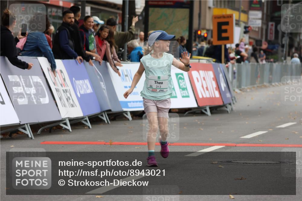 21.09.2025 - PSD Bank Halbmarathon Strokosch-Dieckow http://msf.ph/oto/8943021 21.09.2025 10:34:30 Ziel 180, 188, 313 meine-sportfotos.de