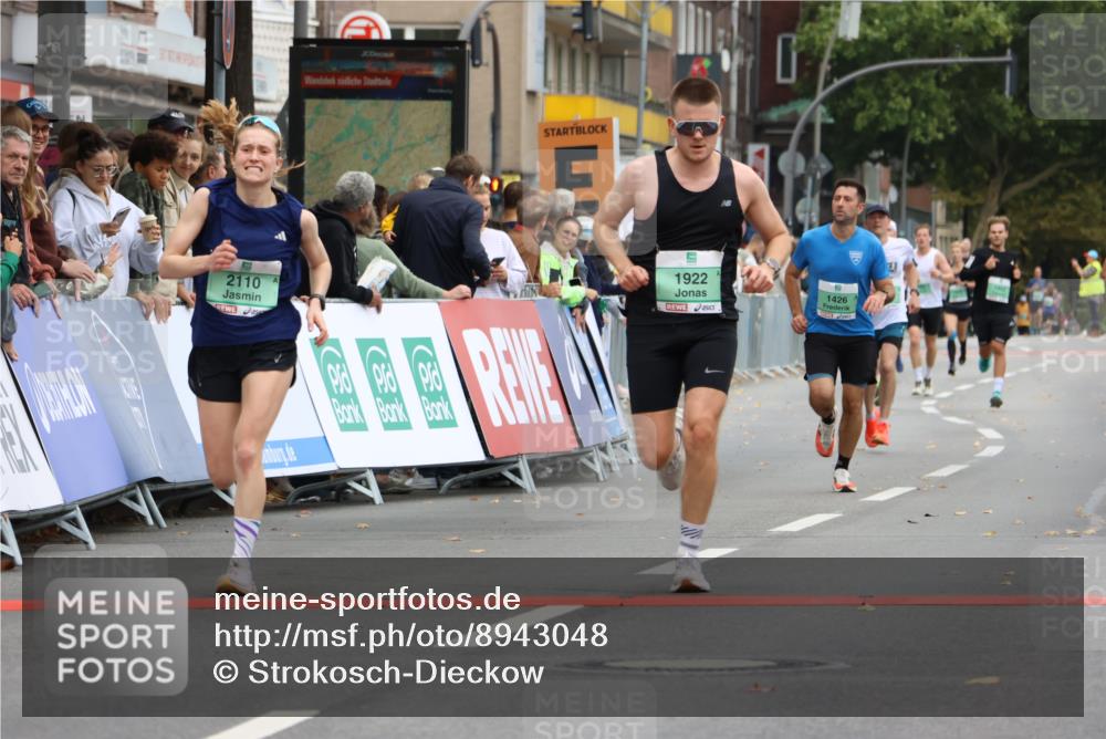 21.09.2025 - PSD Bank Halbmarathon Strokosch-Dieckow http://msf.ph/oto/8943048 21.09.2025 11:35:49 Ziel 1426, 1921, 1922, 1973, 1976, 2110 meine-sportfotos.de