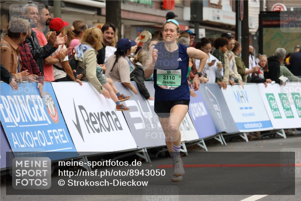 21.09.2025 - PSD Bank Halbmarathon Strokosch-Dieckow http://msf.ph/oto/8943050 21.09.2025 11:35:50 Ziel 1426, 1921, 1922, 1971, 1973, 1976, 2110 meine-sportfotos.de