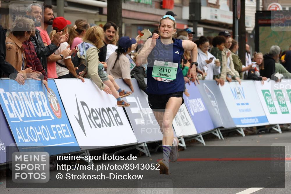 21.09.2025 - PSD Bank Halbmarathon Strokosch-Dieckow http://msf.ph/oto/8943052 21.09.2025 11:35:50 Ziel 1426, 1921, 1922, 1971, 1973, 1976, 2110 meine-sportfotos.de