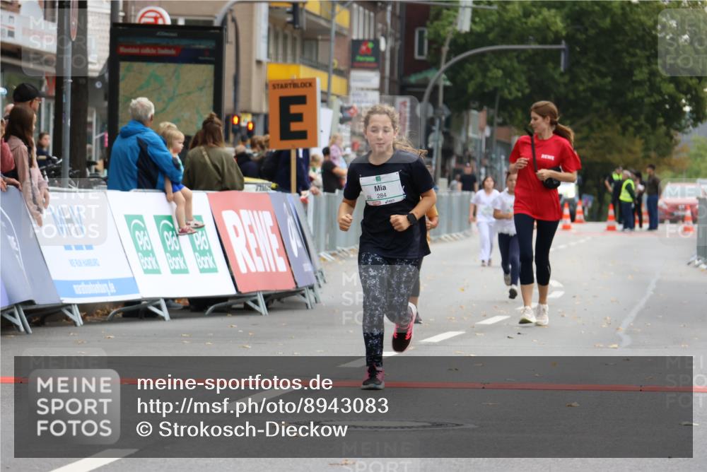 21.09.2025 - PSD Bank Halbmarathon Strokosch-Dieckow http://msf.ph/oto/8943083 21.09.2025 10:35:47 Ziel 284, 290 meine-sportfotos.de