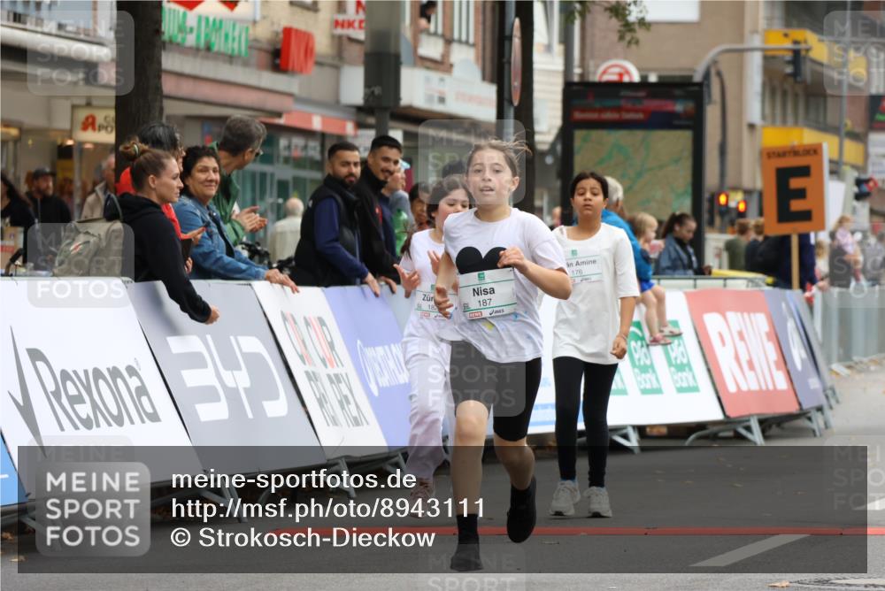 21.09.2025 - PSD Bank Halbmarathon Strokosch-Dieckow http://msf.ph/oto/8943111 21.09.2025 10:36:01 Ziel 176, 182, 184, 187, 290 meine-sportfotos.de