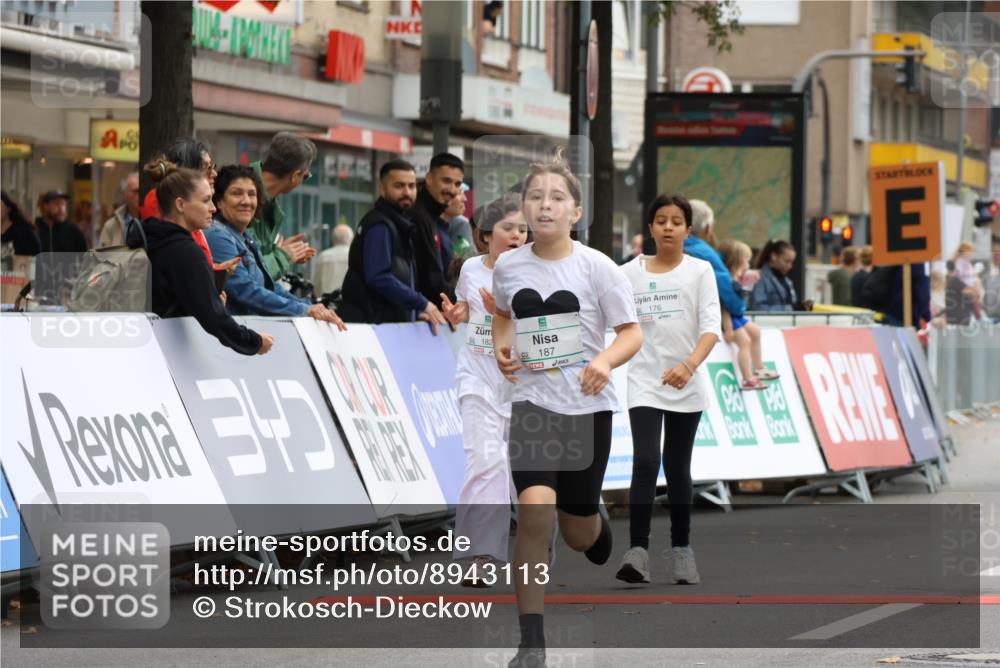 21.09.2025 - PSD Bank Halbmarathon Strokosch-Dieckow http://msf.ph/oto/8943113 21.09.2025 10:36:01 Ziel 176, 182, 184, 187, 290 meine-sportfotos.de
