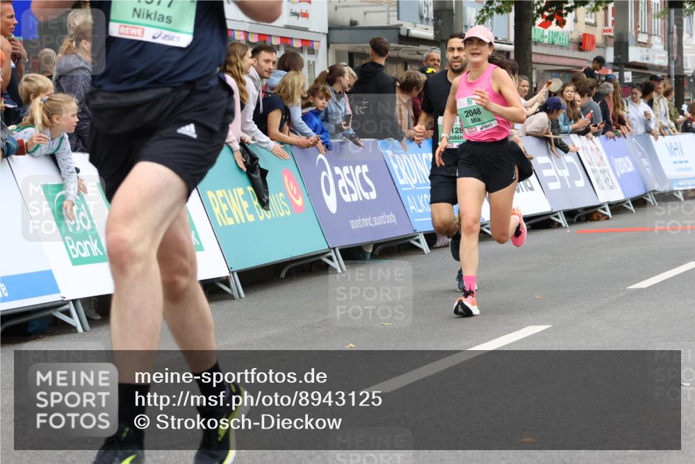 21.09.2025 - PSD Bank Halbmarathon Strokosch-Dieckow http://msf.ph/oto/8943125 21.09.2025 11:36:16 Ziel 1060, 1977, 2023, 2048, 2128 meine-sportfotos.de