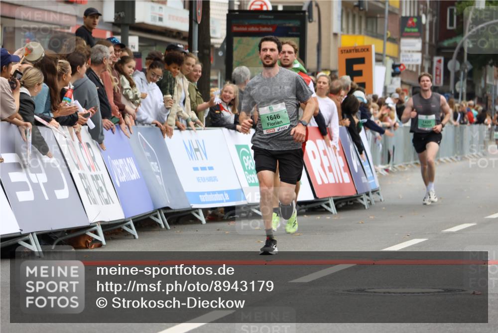 21.09.2025 - PSD Bank Halbmarathon Strokosch-Dieckow http://msf.ph/oto/8943179 21.09.2025 11:36:44 Ziel 1420, 1421, 1646, 1910, 2030, 2398 meine-sportfotos.de